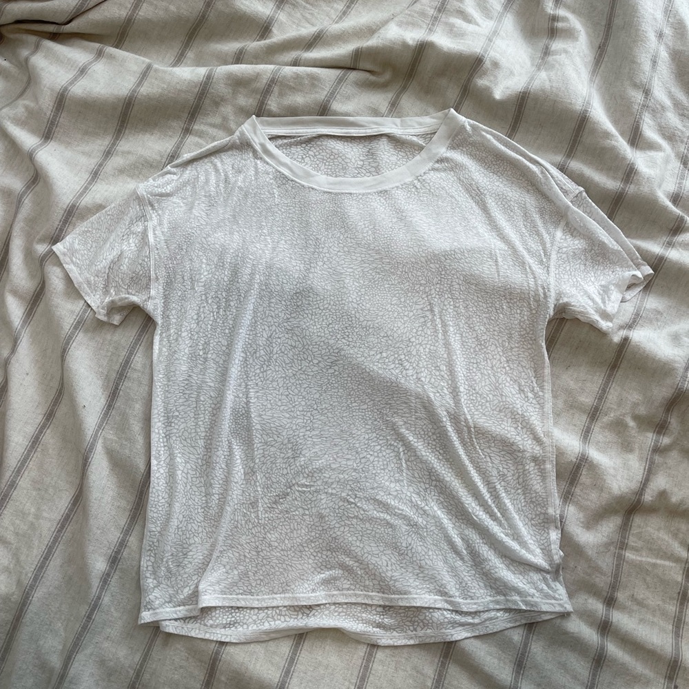 Lululemon top